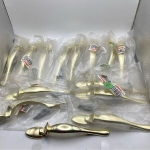 14 X Amerock Allison 5 3/4” Length 3 1/8” C Polished Brass Pull (new And Open)